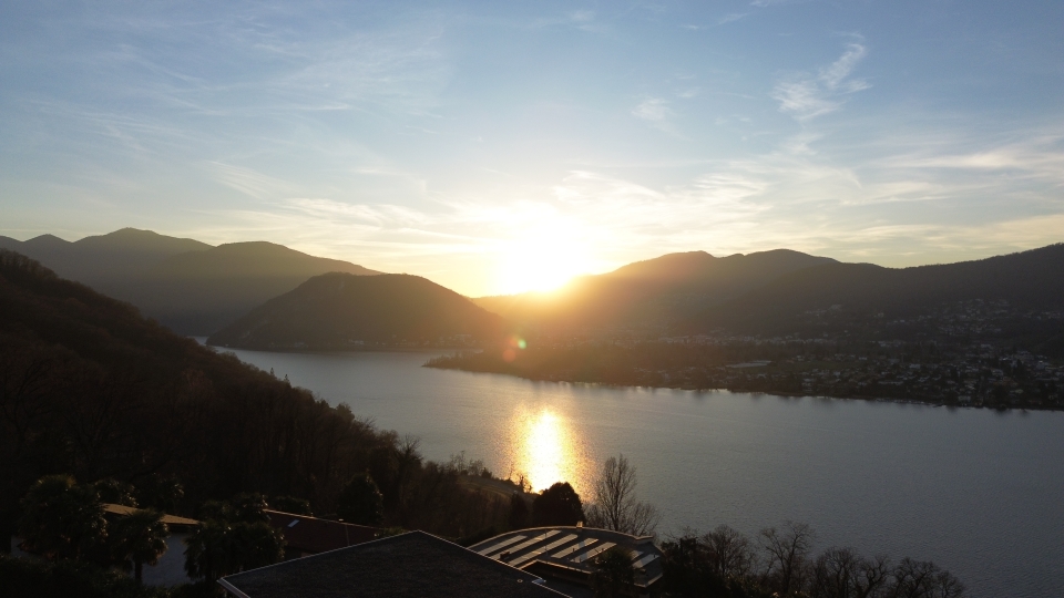 Wunderschöne Wohnung mit Seeblick im Bau